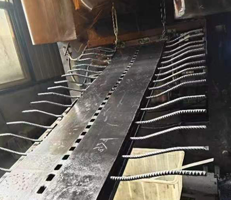 连续桥梁装置@桥梁装置